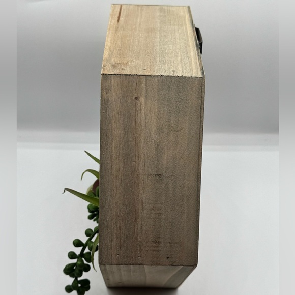 Succulent Artificial Arrangement Wood Wall Plantar Set - Picture 7 of 15